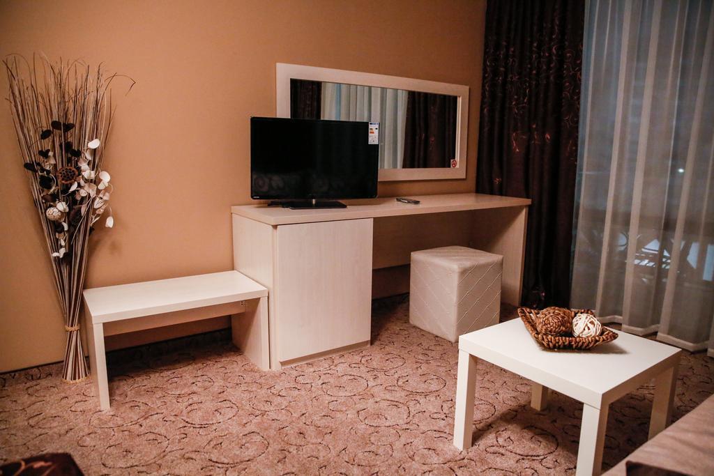 Einstein House & Spa Marchevo الغرفة الصورة