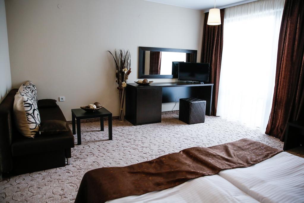 Einstein House & Spa Marchevo الغرفة الصورة